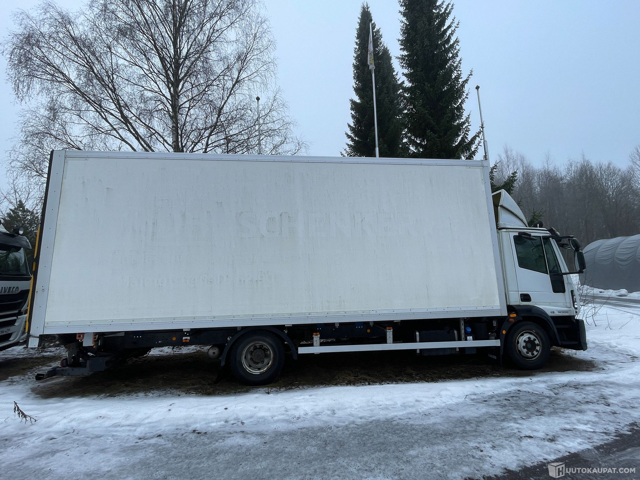 Iveco 140E, 2014 Umpikorinen Kuorma-auto, Hämeenlinna - شاحنة صندوقية: صورة 4 Iveco 140E, 2014 Umpikorinen Kuorma-auto, Hämeenlinna - شاحنة صندوقية: صورة 4