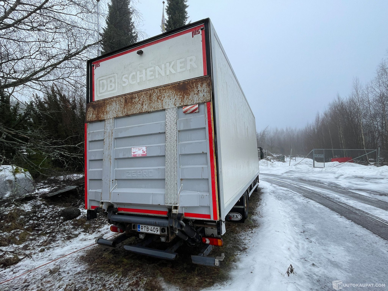 Iveco 140E, 2014 Umpikorinen Kuorma-auto, Hämeenlinna - شاحنة صندوقية: صورة 5 Iveco 140E, 2014 Umpikorinen Kuorma-auto, Hämeenlinna - شاحنة صندوقية: صورة 5