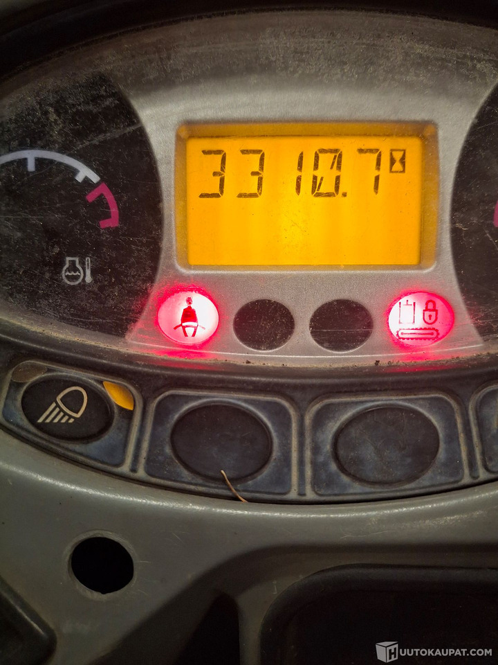 Kaivinkone Bobcat E17, vuosimalli 2015, tunnit 3310 h, Nurmijärvi - حفار صغير: صورة 5 Kaivinkone Bobcat E17, vuosimalli 2015, tunnit 3310 h, Nurmijärvi - حفار صغير: صورة 5