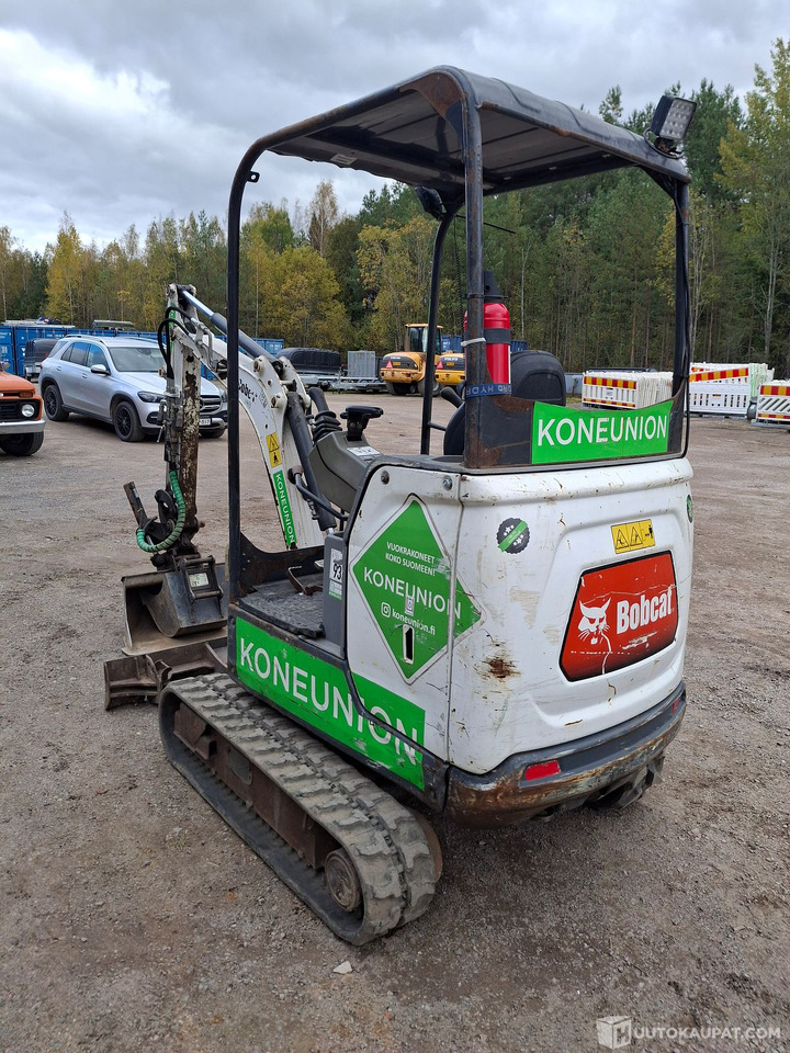 Kaivinkone Bobcat E17, vuosimalli 2015, tunnit 3310 h, Nurmijärvi - حفار صغير: صورة 4 Kaivinkone Bobcat E17, vuosimalli 2015, tunnit 3310 h, Nurmijärvi - حفار صغير: صورة 4