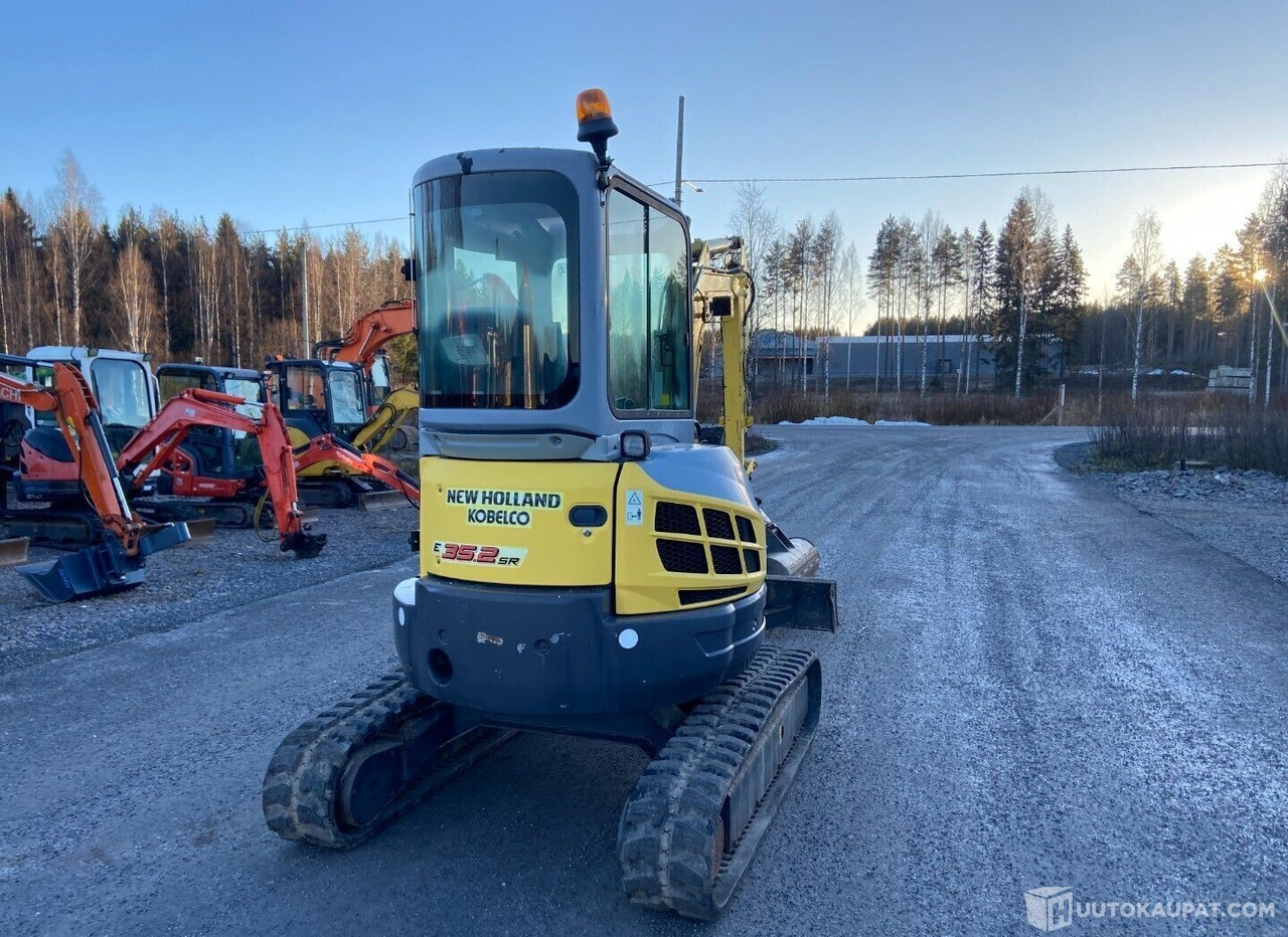 New Holland E 35.2sr, 2006, Diesel, 4 964 h Kaivinkone, Virrat - حفار صغير: صورة 5 New Holland E 35.2sr, 2006, Diesel, 4 964 h Kaivinkone, Virrat - حفار صغير: صورة 5