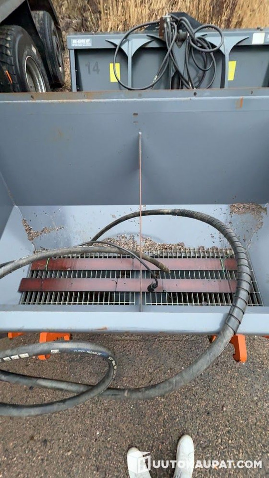 Serco Vilho 1500 LKS Plate Grit Spreader, 2019, Somero - ناثر غبار/ ملح: صورة 3 Serco Vilho 1500 LKS Plate Grit Spreader, 2019, Somero - ناثر غبار/ ملح: صورة 3