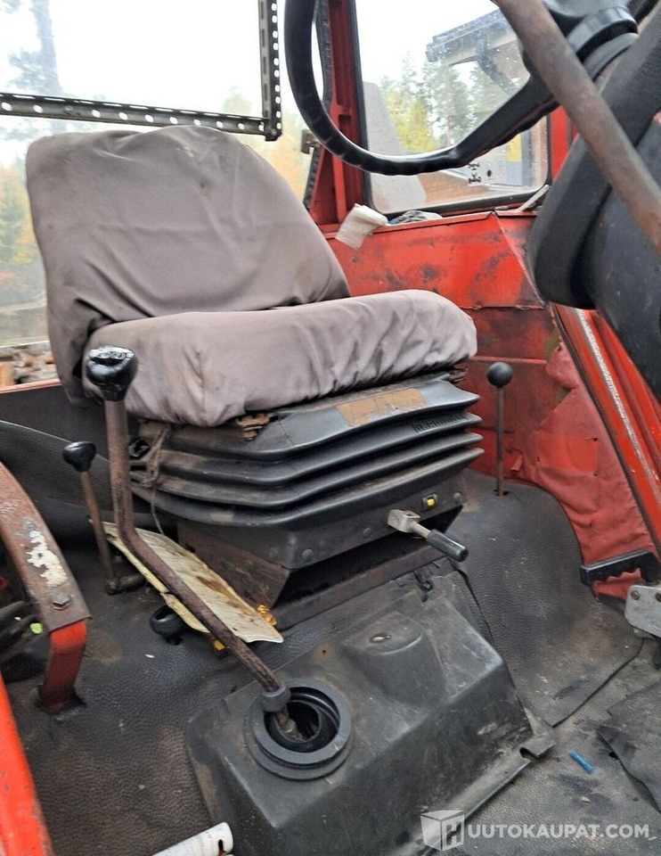 جرار Valmet 604, 1982, Diesel, 1 927 h, Juuka: صورة 14 جرار Valmet 604, 1982, Diesel, 1 927 h, Juuka: صورة 14