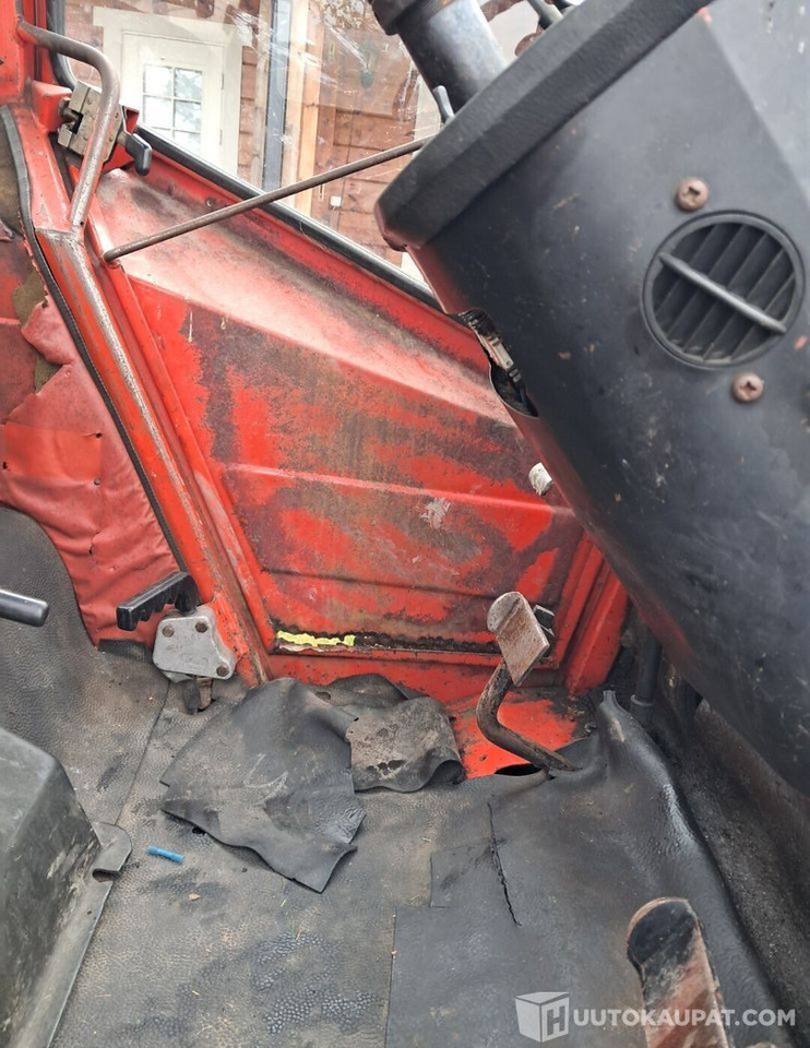 جرار Valmet 604, 1982, Diesel, 1 927 h, Juuka: صورة 11 جرار Valmet 604, 1982, Diesel, 1 927 h, Juuka: صورة 11