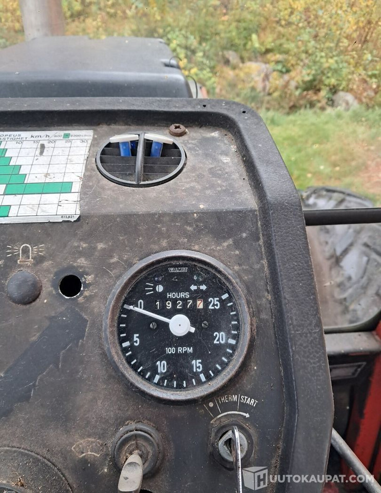 جرار Valmet 604, 1982, Diesel, 1 927 h, Juuka: صورة 15 جرار Valmet 604, 1982, Diesel, 1 927 h, Juuka: صورة 15