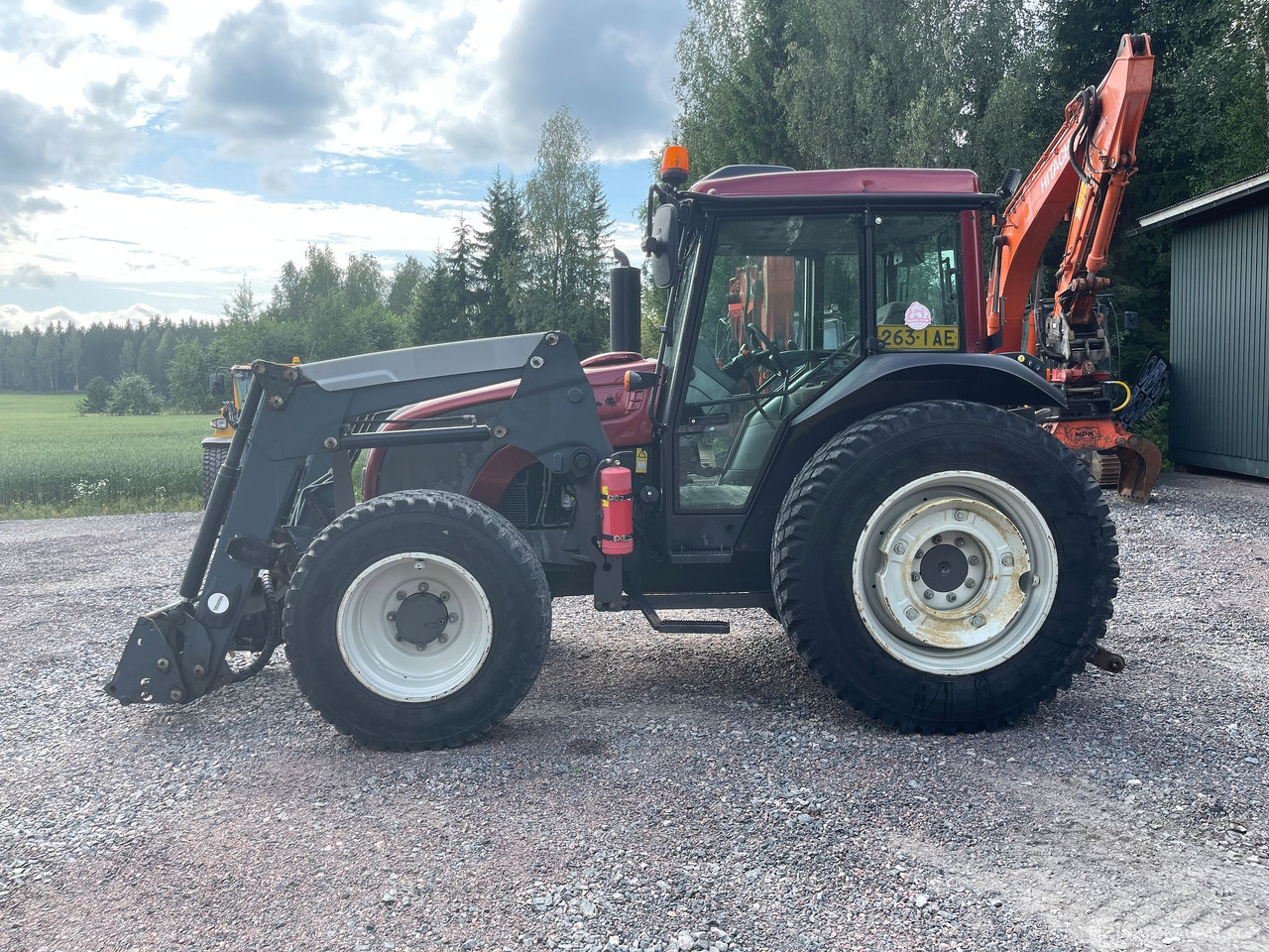 Valtra A 93 Unlimited, traktori kuormaajalla, 2016, Lohja - جرار: صورة 3 Valtra A 93 Unlimited, traktori kuormaajalla, 2016, Lohja - جرار: صورة 3