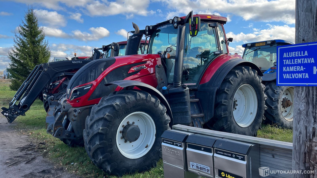 Valtra T144, 2018, 8 000 h, maataloustraktori, MTK25, Kouvola - جرار: صورة 1 Valtra T144, 2018, 8 000 h, maataloustraktori, MTK25, Kouvola - جرار: صورة 1