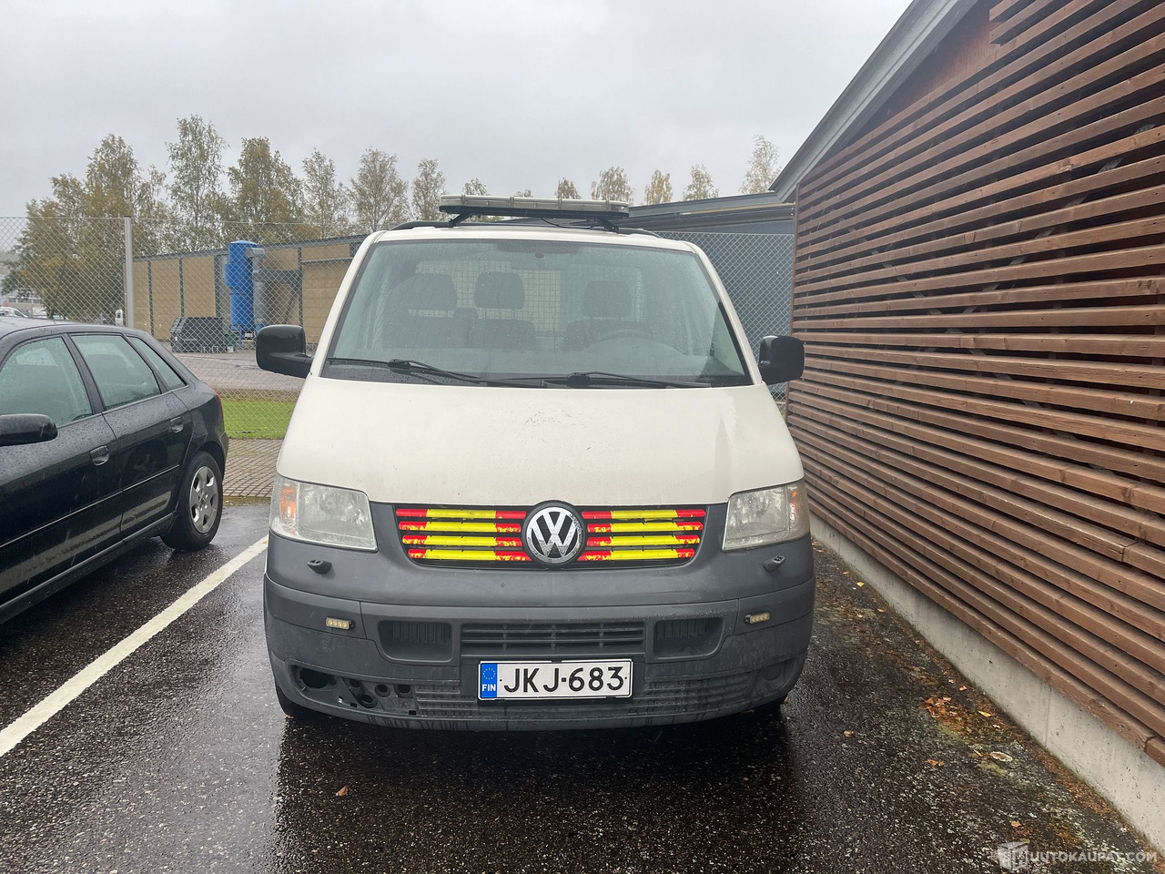 Volkswagen Transporter, lava-auto, 2007, korjattavaksi, Salo - شاحنة توصيل مفتوحة: صورة 2 Volkswagen Transporter, lava-auto, 2007, korjattavaksi, Salo - شاحنة توصيل مفتوحة: صورة 2
