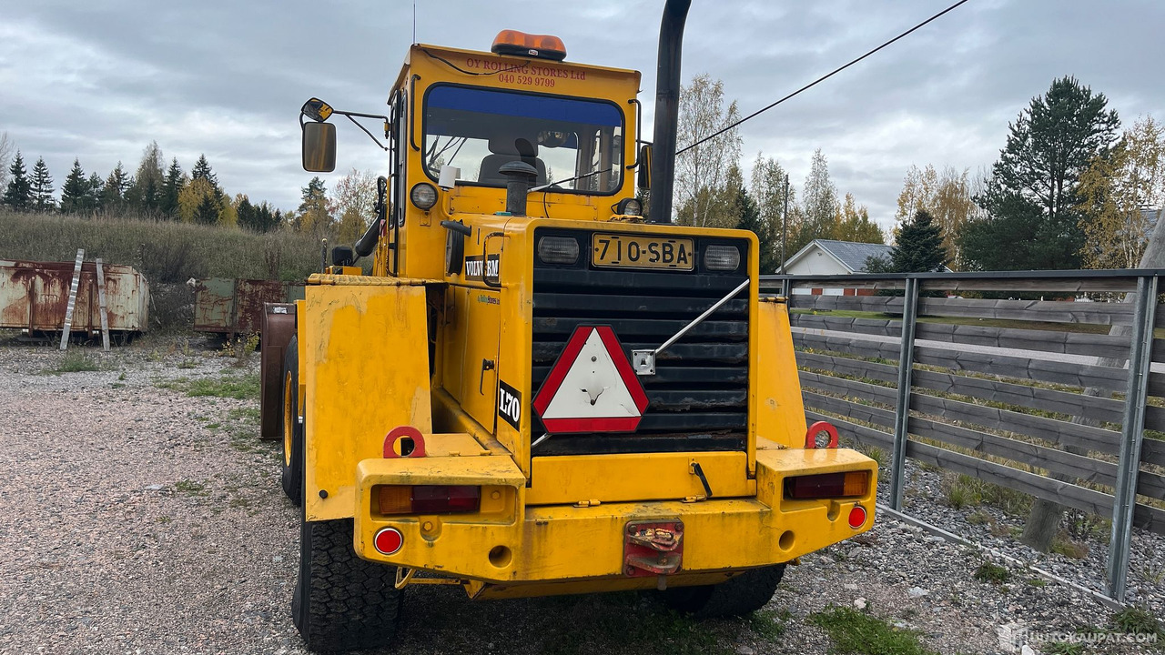 Volvo BM 4300 B, 1985, pyöräkuormaaja, Järvenpää - آلات الإنشاء: صورة 3 Volvo BM 4300 B, 1985, pyöräkuormaaja, Järvenpää - آلات الإنشاء: صورة 3