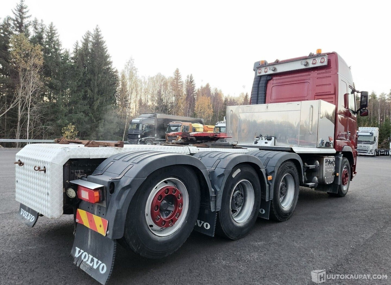 Volvo FH16 600 8x4, 2009, 16.0 l, Diesel, 888 123 km, Vantaa - مقطورة السحب: صورة 4 Volvo FH16 600 8x4, 2009, 16.0 l, Diesel, 888 123 km, Vantaa - مقطورة السحب: صورة 4