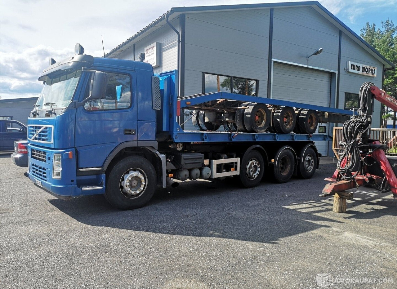 Volvo FM12 vaihtolava-auto, kats.voimassa 9/26 asti, 2004, Eura - شاحنة - نظام الكابلات: صورة 4 Volvo FM12 vaihtolava-auto, kats.voimassa 9/26 asti, 2004, Eura - شاحنة - نظام الكابلات: صورة 4