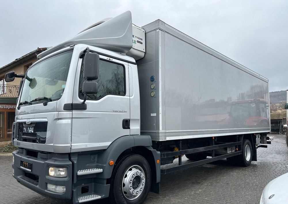 شاحنة ذات مبرد MAN TGM 18.290 TK 1200 R Spectrum THERMO King z Niemiec  8m / 20 palet / winda  Klima / OKAZJA: صورة 18