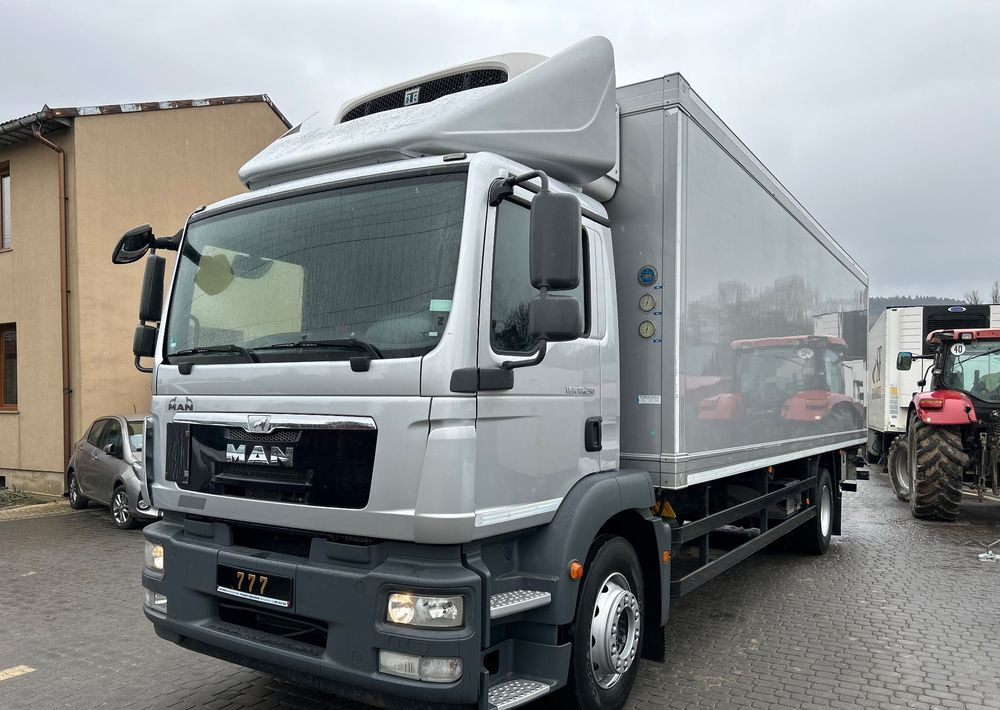 MAN TGM 18.290 TK 1200 R Spectrum THERMO King z Niemiec 8m / 20 palet / winda Klima / OKAZJA - شاحنة ذات مبرد: صورة 1 MAN TGM 18.290 TK 1200 R Spectrum THERMO King z Niemiec 8m / 20 palet / winda Klima / OKAZJA - شاحنة ذات مبرد: صورة 1