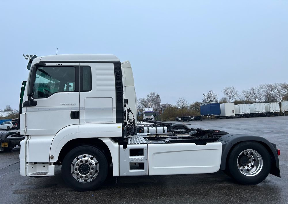 MAN TGS 18.500 TOP1 NAUKA JAZDY POLIFT ELKA AUTOMAT 4x2 STANDARD 315/70r22.5 SUPER STAN TGX 470 460 420 430 500 510 400 360 410 - رأس تريلا: صورة 3 MAN TGS 18.500 TOP1 NAUKA JAZDY POLIFT ELKA AUTOMAT 4x2 STANDARD 315/70r22.5 SUPER STAN TGX 470 460 420 430 500 510 400 360 410 - رأس تريلا: صورة 3