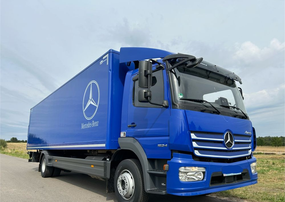Mercedes-Benz Atego 1524 Z Niemiec 8.65m TOP 2018 Przód i tył na poduszkach 15t DMC / TOP STAN - شاحنة صندوقية: صورة 1 Mercedes-Benz Atego 1524 Z Niemiec 8.65m TOP 2018 Przód i tył na poduszkach 15t DMC / TOP STAN - شاحنة صندوقية: صورة 1