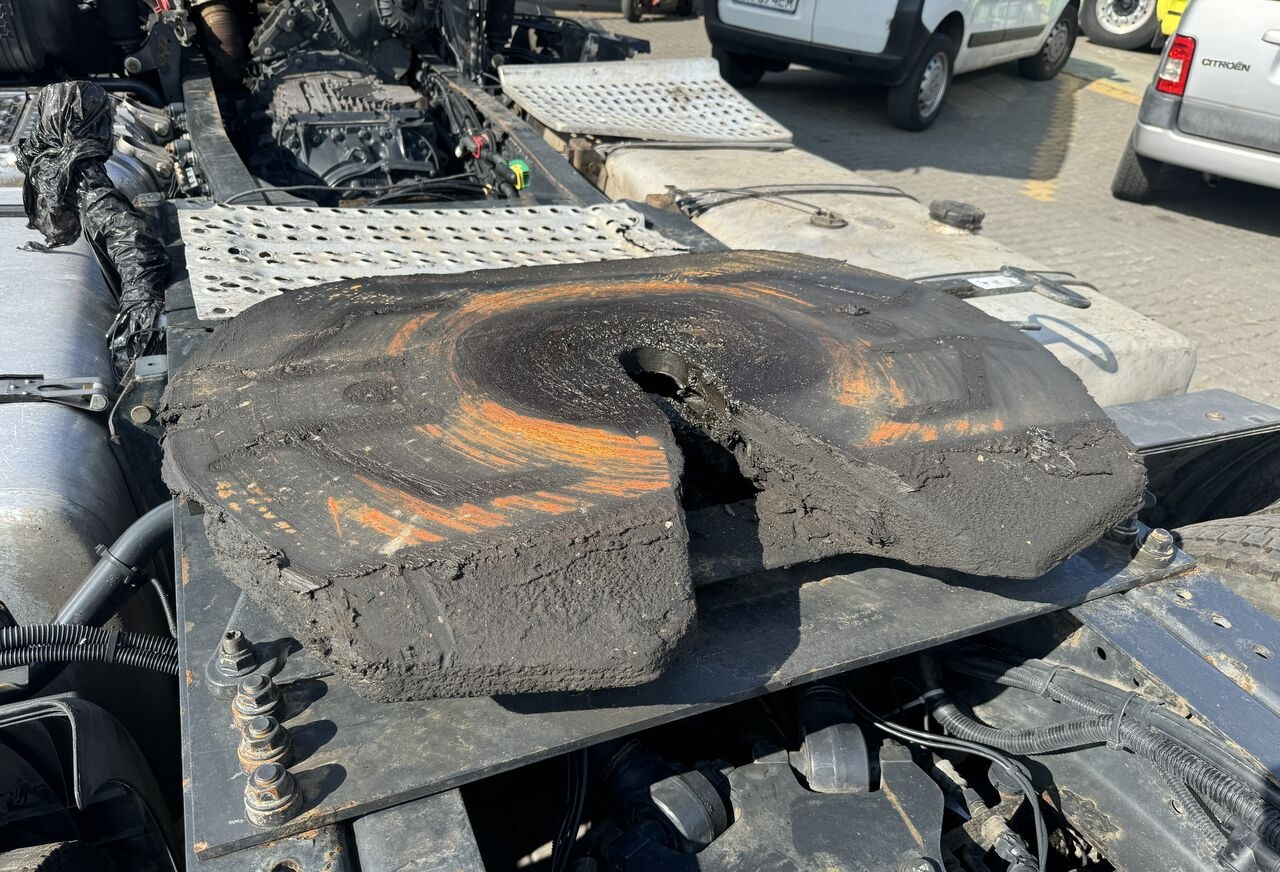 IVECO STRALIS HI-WAY XP 2017 ROK truck - قارنة سرجية - شاحنة: صورة 4 IVECO STRALIS HI-WAY XP 2017 ROK truck - قارنة سرجية - شاحنة: صورة 4