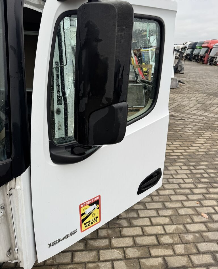 Mercedes-Benz ACTROS MP 4 LEWE truck - باب و قطع الغيار - شاحنة: صورة 2 Mercedes-Benz ACTROS MP 4 LEWE truck - باب و قطع الغيار - شاحنة: صورة 2
