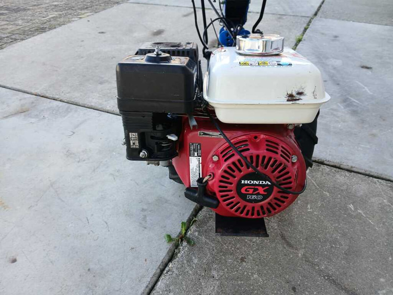 BCS 615 max - ماكينات قطع الحشائش الغابات: صورة 2 BCS 615 max - ماكينات قطع الحشائش الغابات: صورة 2