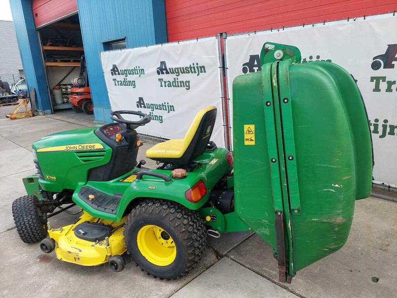 John Deere X 748 diesel - جزازة عشب الحدائق: صورة 5 John Deere X 748 diesel - جزازة عشب الحدائق: صورة 5