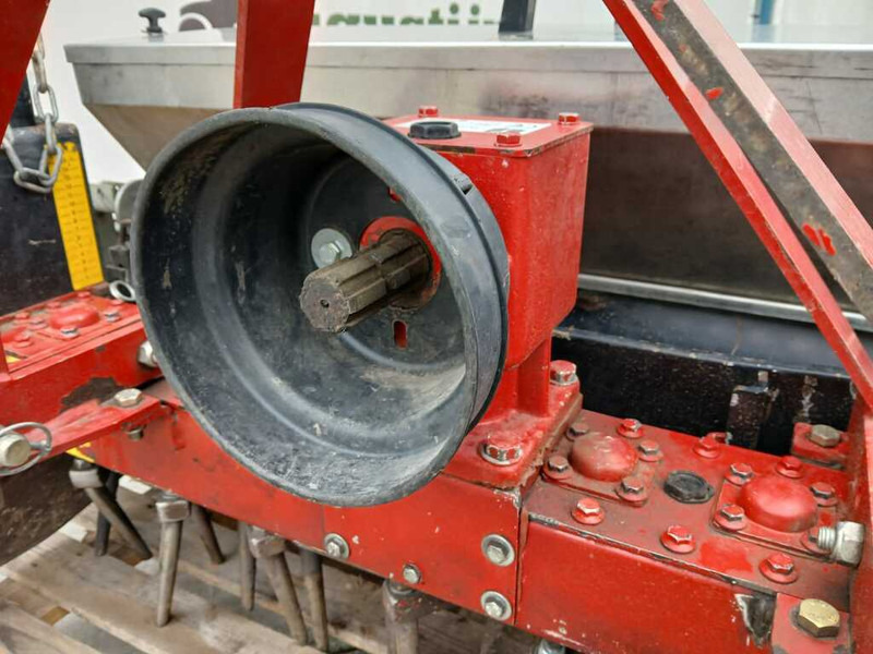 Tecma M 100 - آلة بذر: صورة 2 Tecma M 100 - آلة بذر: صورة 2