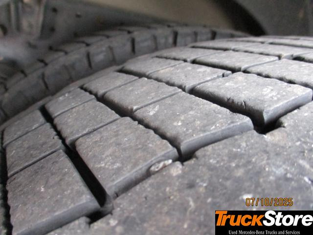 FUSO Canter 7C18 - شاحنة توصيل مبردة: صورة 5 FUSO Canter 7C18 - شاحنة توصيل مبردة: صورة 5