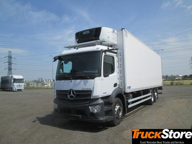 Mercedes-Benz Antos 2530 L - شاحنة ذات مبرد: صورة 1 Mercedes-Benz Antos 2530 L - شاحنة ذات مبرد: صورة 1