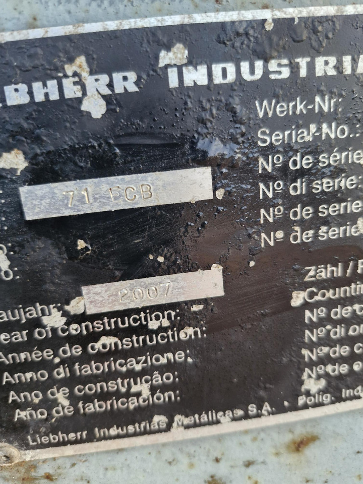 Liebherr 71EC B kreuz 3,80x3,80m - رافعة: صورة 2 Liebherr 71EC B kreuz 3,80x3,80m - رافعة: صورة 2