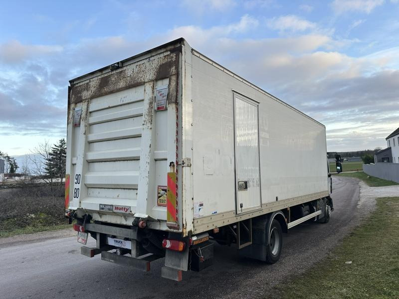 Renault Gamme D 210 - شاحنة صندوقية: صورة 5 Renault Gamme D 210 - شاحنة صندوقية: صورة 5