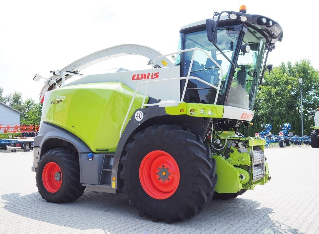 Claas Jaguar 870 4WD - حصادة الأعلاف: صورة 4 Claas Jaguar 870 4WD - حصادة الأعلاف: صورة 4