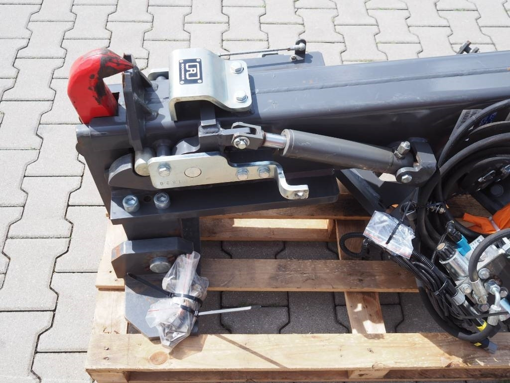 Claas Jaguar - hitch - إطار هيكلي/ إطار معدني - آلات زراعية: صورة 2 Claas Jaguar - hitch - إطار هيكلي/ إطار معدني - آلات زراعية: صورة 2
