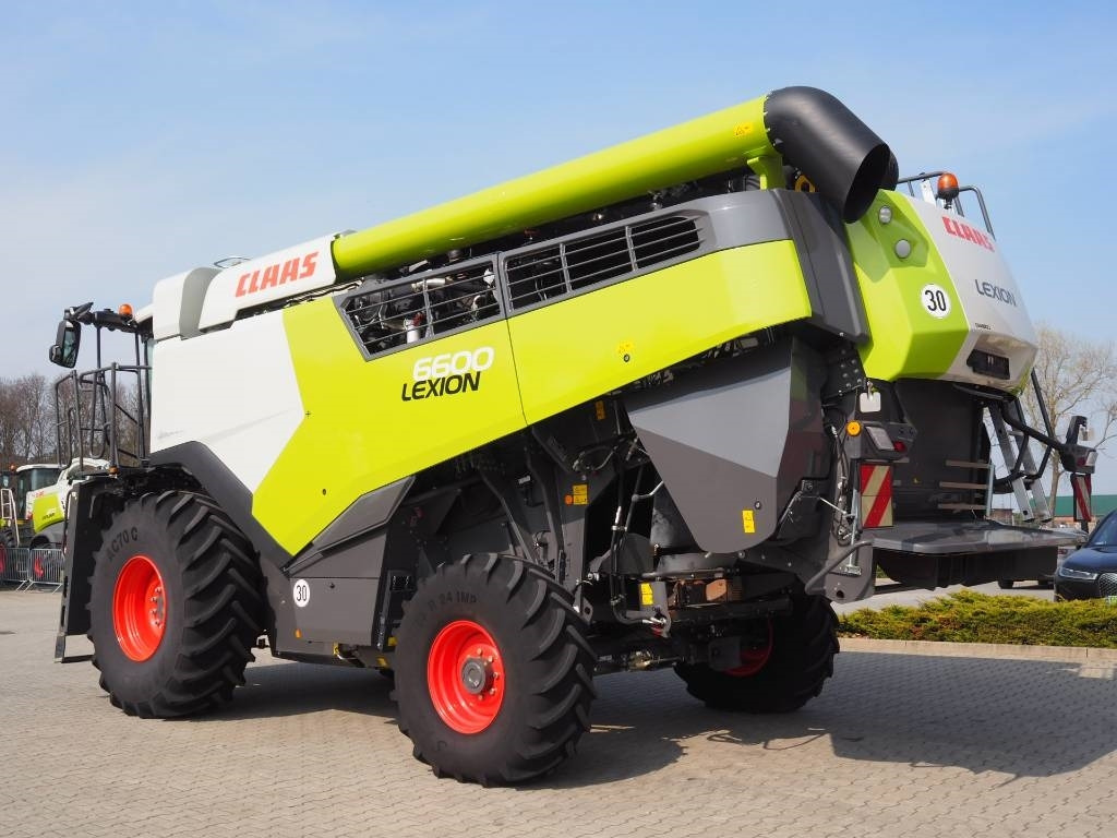 Claas Lexion 6600 GPS - without header - حصادة: صورة 2 Claas Lexion 6600 GPS - without header - حصادة: صورة 2