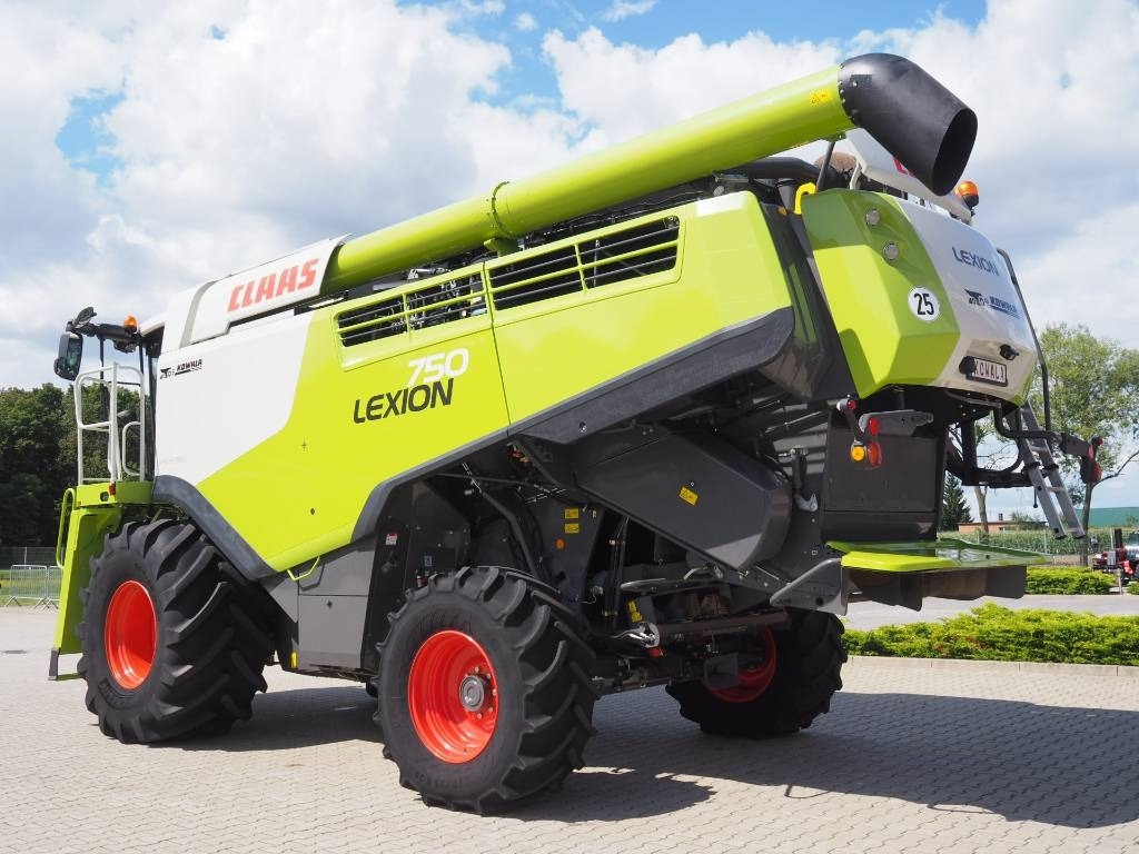 Claas Lexion 750 GPS + V770 - حصادة: صورة 2 Claas Lexion 750 GPS + V770 - حصادة: صورة 2
