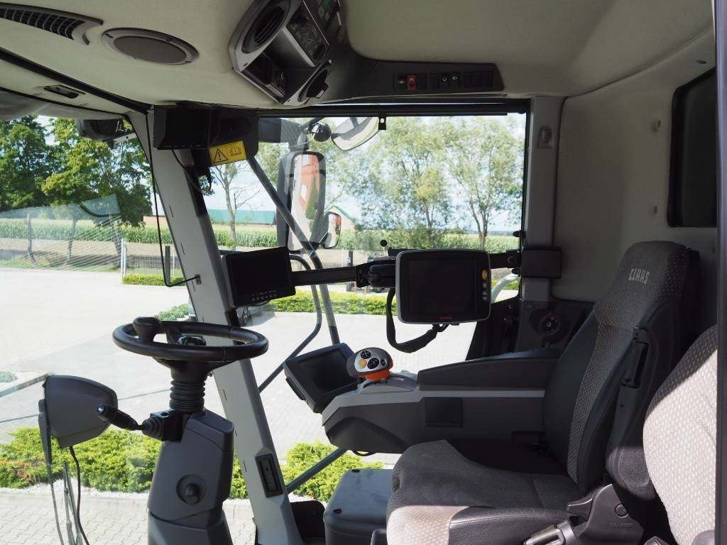 Claas Lexion 750 GPS + V770 - حصادة: صورة 5 Claas Lexion 750 GPS + V770 - حصادة: صورة 5