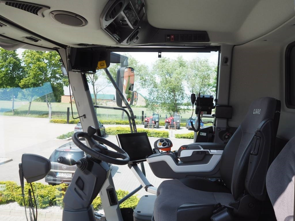 Claas Lexion 7500 + V930  - حصادة: صورة 5 Claas Lexion 7500 + V930  - حصادة: صورة 5