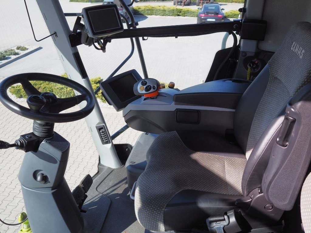 Claas Lexion 750TT GPS + V930 - حصادة: صورة 5 Claas Lexion 750TT GPS + V930 - حصادة: صورة 5