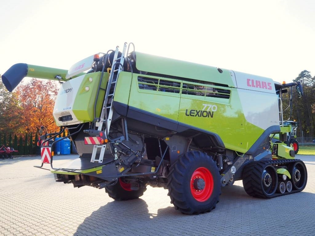 Claas Lexion 770TT 4x4 + V1200 - حصادة: صورة 3 Claas Lexion 770TT 4x4 + V1200 - حصادة: صورة 3