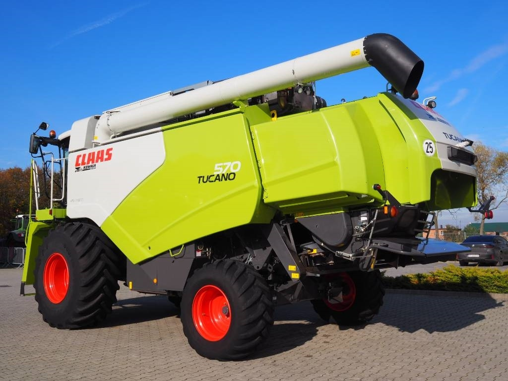 Claas Tucano 570 GPS + V770  - حصادة: صورة 2 Claas Tucano 570 GPS + V770  - حصادة: صورة 2