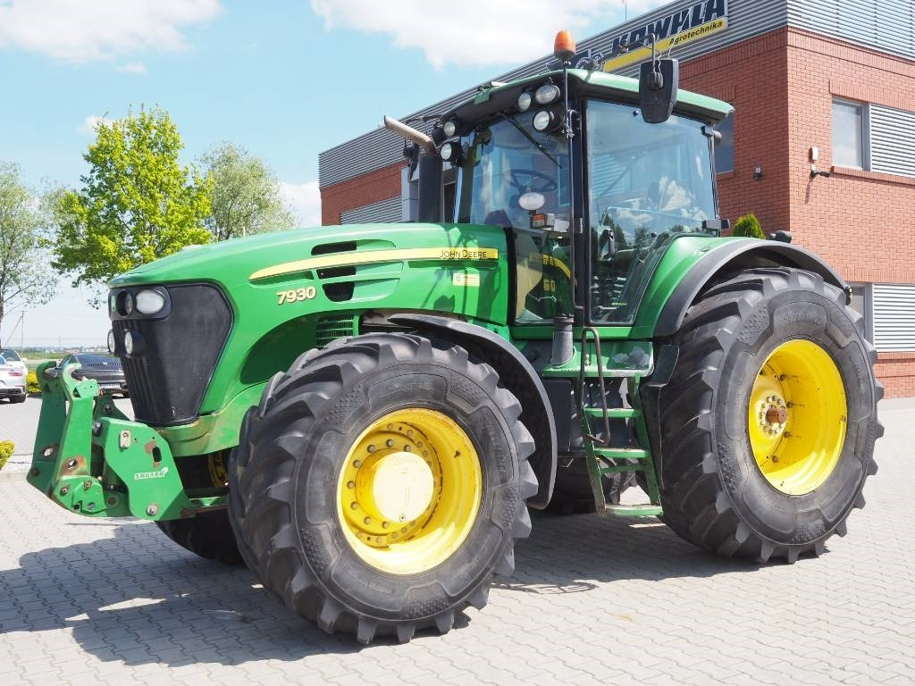 John Deere 7930 - جرار: صورة 1 John Deere 7930 - جرار: صورة 1