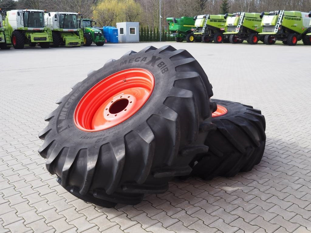 Michelin Agricultural Wheels 650/75 R32 - Claas Jaguar - إطارات - آلات زراعية: صورة 5 Michelin Agricultural Wheels 650/75 R32 - Claas Jaguar - إطارات - آلات زراعية: صورة 5