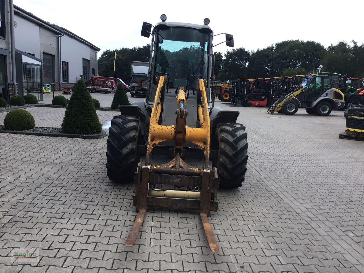 Atlas 70 - مغراف أمامي للجرار: صورة 3 Atlas 70 - مغراف أمامي للجرار: صورة 3