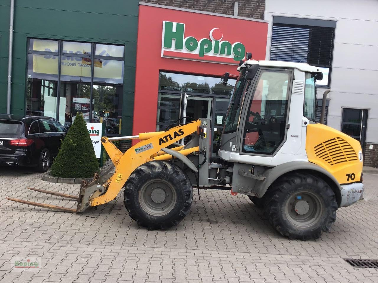 Atlas 70 - مغراف أمامي للجرار: صورة 1 Atlas 70 - مغراف أمامي للجرار: صورة 1