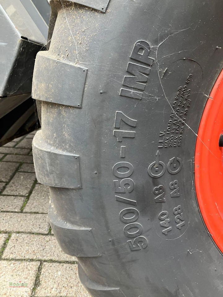 CLAAS Variant 385 - آلة بالات دائرية: صورة 5 CLAAS Variant 385 - آلة بالات دائرية: صورة 5