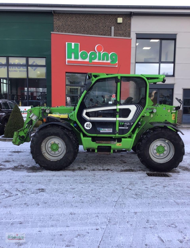 Merlo TF42.7 CS-140 - آلة رفع ونقل تلسكوبية: صورة 2 Merlo TF42.7 CS-140 - آلة رفع ونقل تلسكوبية: صورة 2