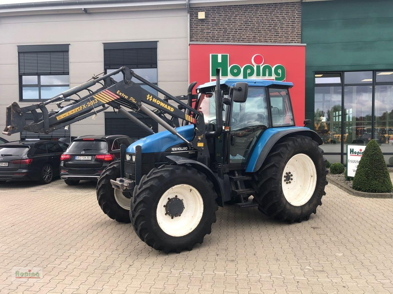 New Holland TSA 115 - جرار: صورة 1 New Holland TSA 115 - جرار: صورة 1