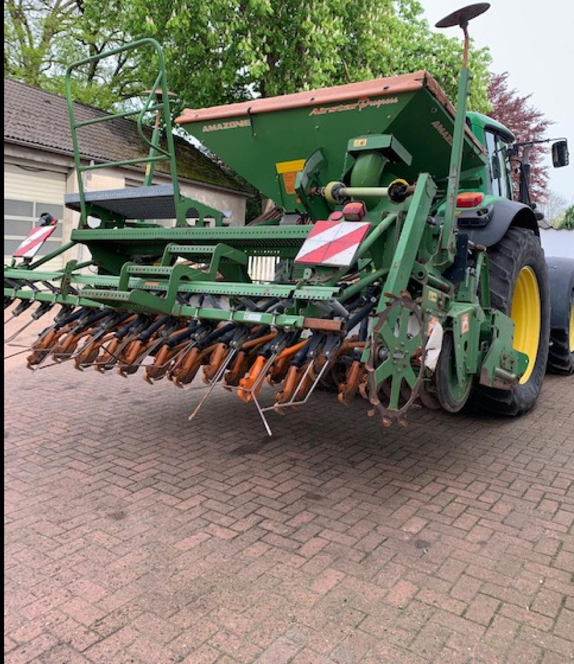 Amazone AD-PL 303 - آلة بذر الحصاد: صورة 2 Amazone AD-PL 303 - آلة بذر الحصاد: صورة 2