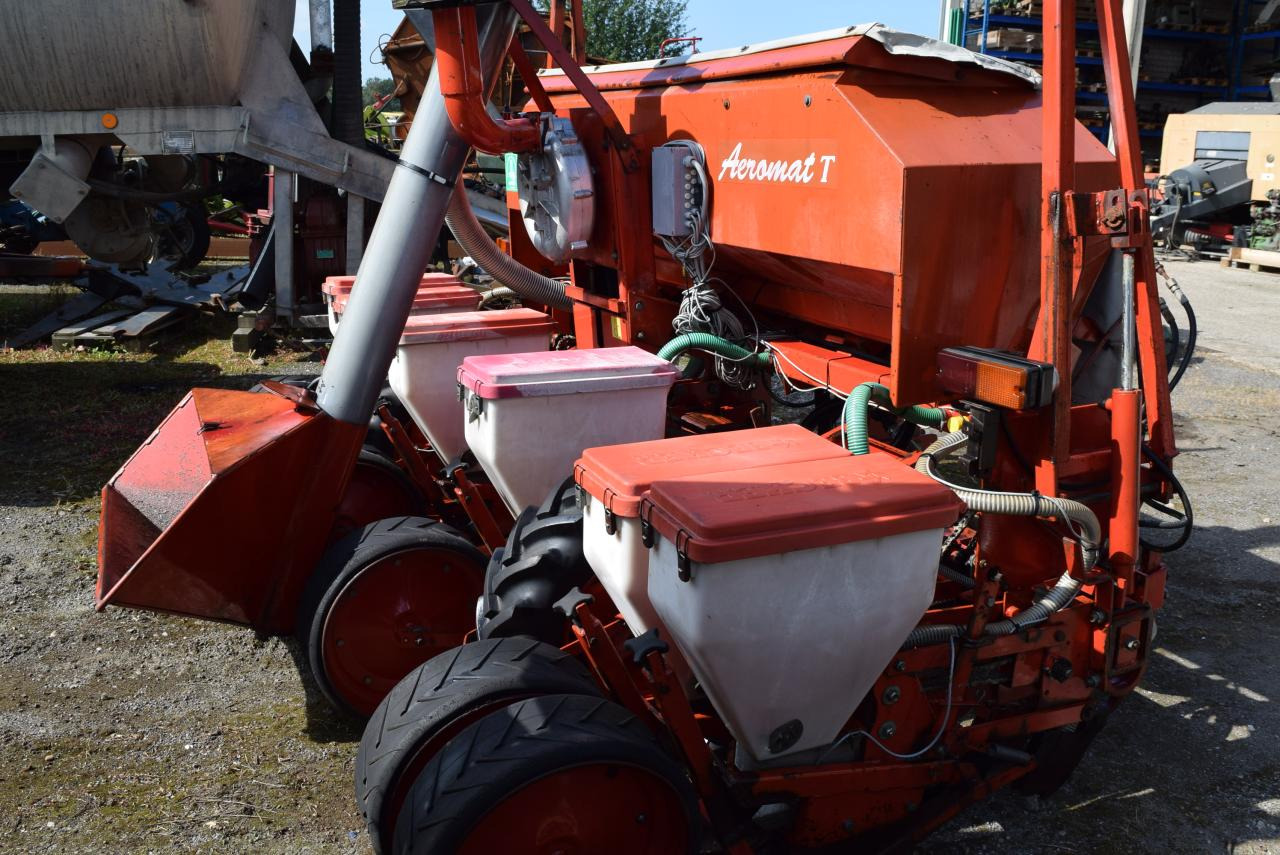 Becker AEROMAT T6Z - آلة البذر الدقيق: صورة 2 Becker AEROMAT T6Z - آلة البذر الدقيق: صورة 2