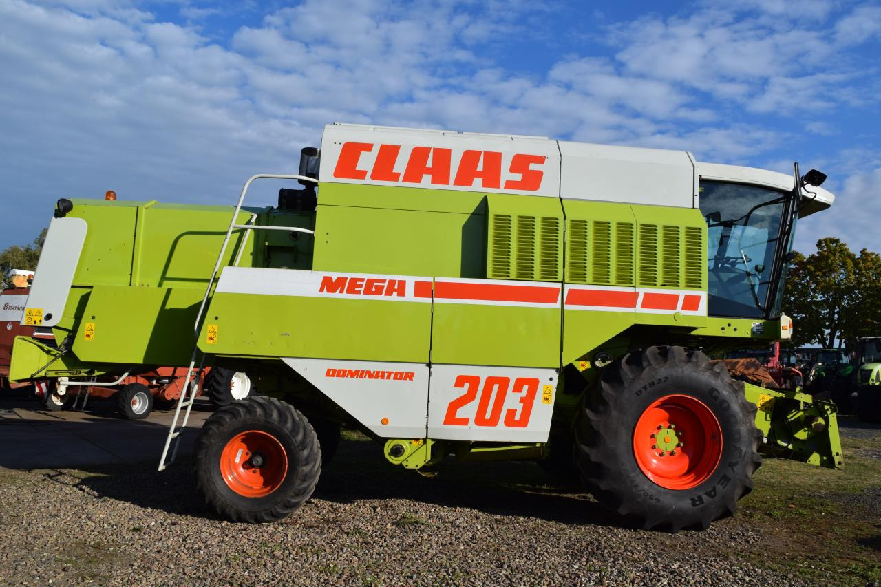 CLAAS Dominator 203 Mega - حصادة: صورة 2 CLAAS Dominator 203 Mega - حصادة: صورة 2