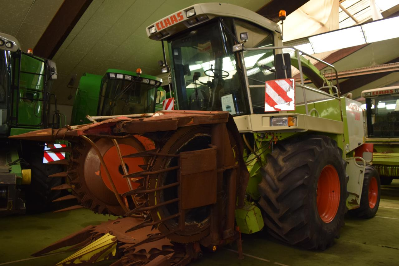 CLAAS Jaguar 860 - حصادة الأعلاف: صورة 1 CLAAS Jaguar 860 - حصادة الأعلاف: صورة 1