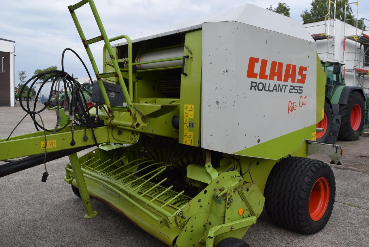 CLAAS Rollant 255 RC - آلة بالات دائرية: صورة 4 CLAAS Rollant 255 RC - آلة بالات دائرية: صورة 4