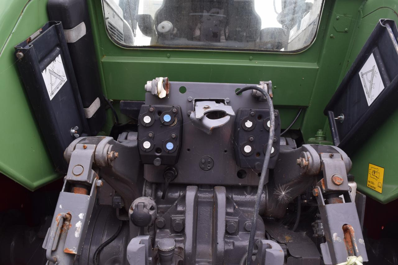 Fendt 712 Vario - جرار: صورة 4 Fendt 712 Vario - جرار: صورة 4